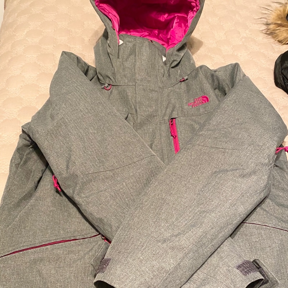 North Face Women’s XL winter/ski jacket